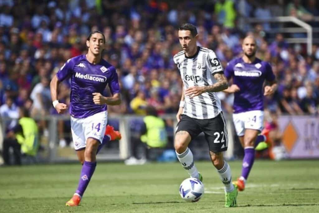 Angel Di Maria của Juventus trong trận đấu với Fiorentina ở Serie A 2022/2023 (c) Ảnh AP